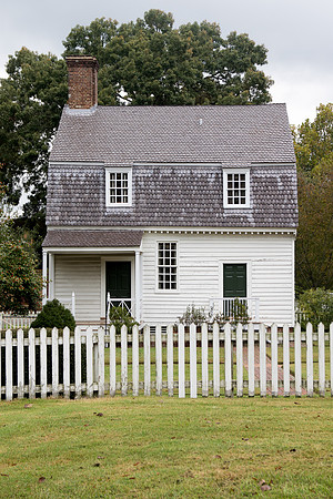 One of the historic colonial homes for rent