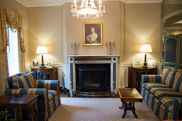 The lobby at the Williamsburg Inn