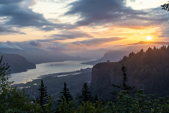 The Columbia River Gorge and Vista House