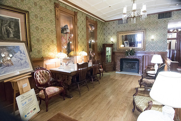 Slater Hotel Sitting Room